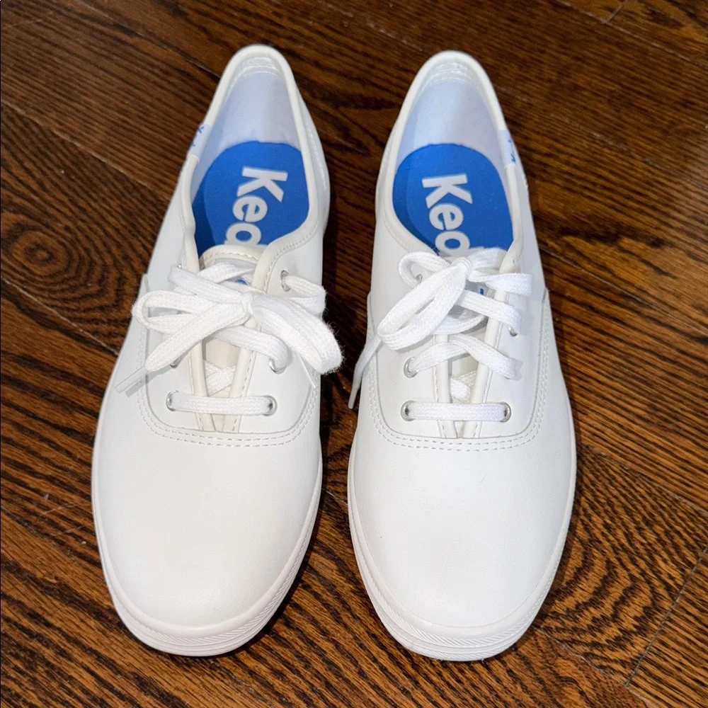 Keds Champion Originals Leather Lace Up 7.5W - Picture 3 of 9